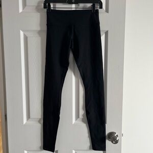 Lululemon Wunder Under leggings